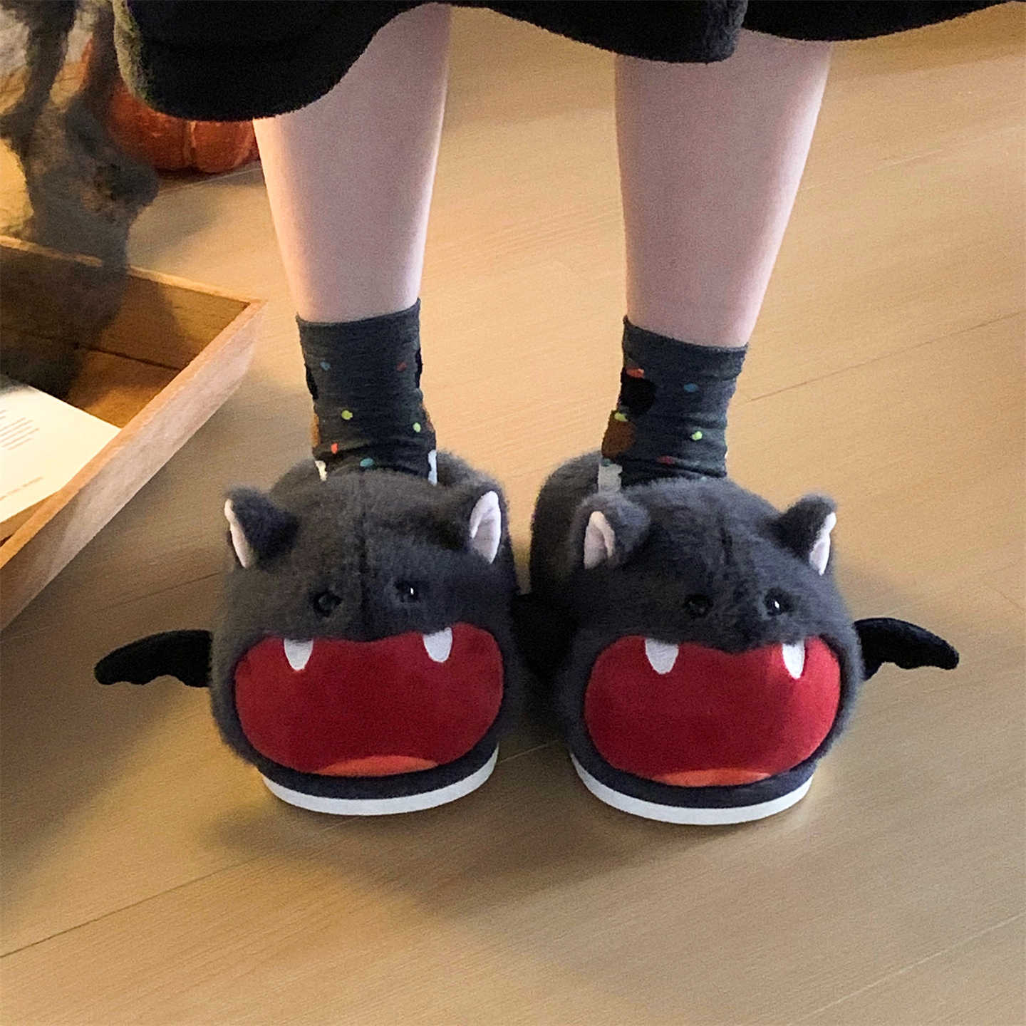 Halloween Bat Plush Slippers W - огляд і ціна Sewing Fleece